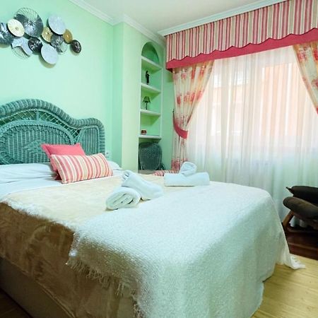 Piso Centrico Nati Con Parking Incluido Apartment O Grove Luaran gambar