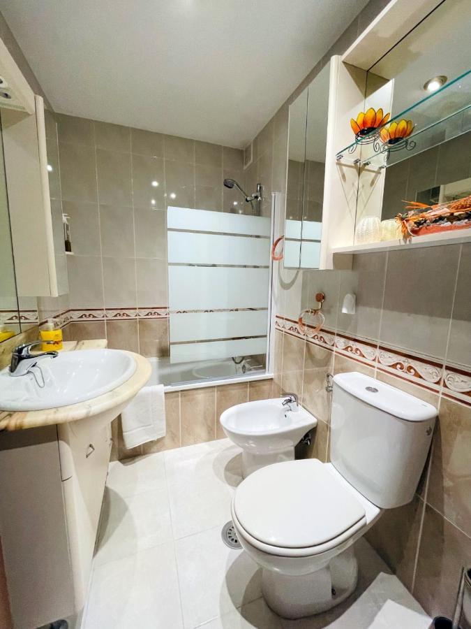 Piso Centrico Nati Con Parking Incluido Apartment O Grove Luaran gambar
